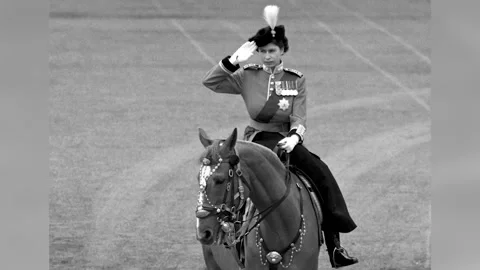 Archive pictures - The Queen through the years ahead of Platinum Jubilee Vidéo 196149283