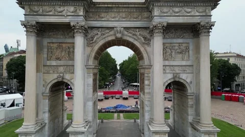 Arco della Pace (Triumpfbogen von Mailand) in Milan, Italy. Made in July 2023 wi Stock Footage 246984713