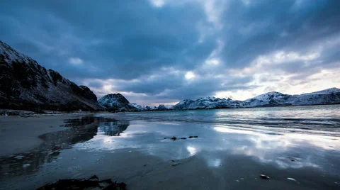 Arctic coast ocean with waves and the sea in Norway timelapse 스톡 동영상 45919987