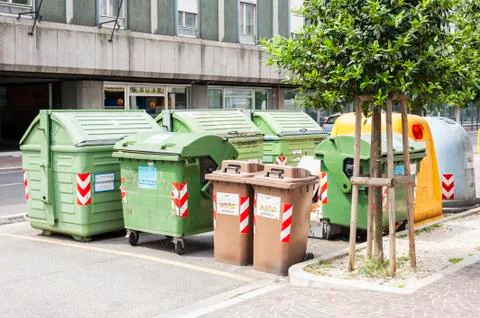 Area dedicated to bins for separate collection of rubbish. Stock-Fotos