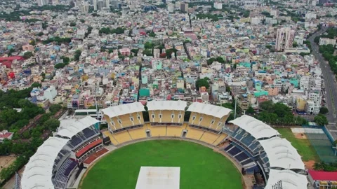 Areal view of Chepauk Stadium with crowded residentials buildings in the Vídeos de archivo 283085177