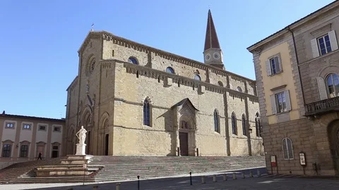 Arezzo Cathedral Stock-Footage 73425193