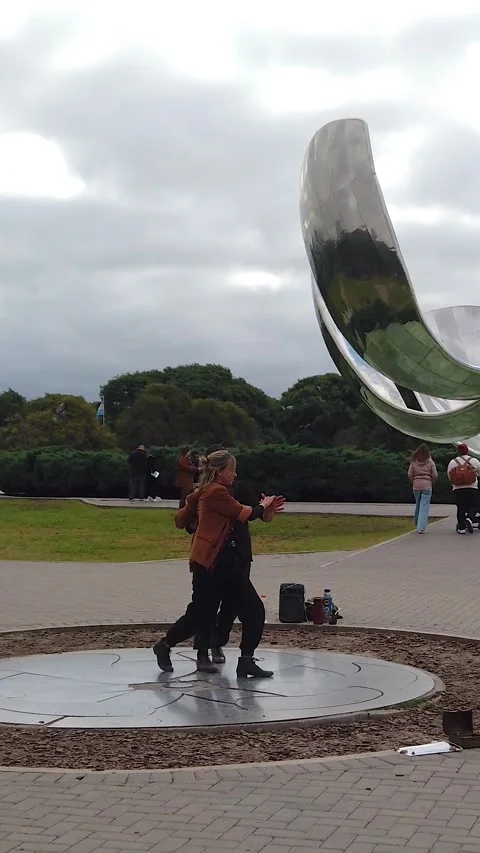 Argentina Buenos Aires Vertical Tango Couple Dance Street Performance Floralis Video stock 336365073