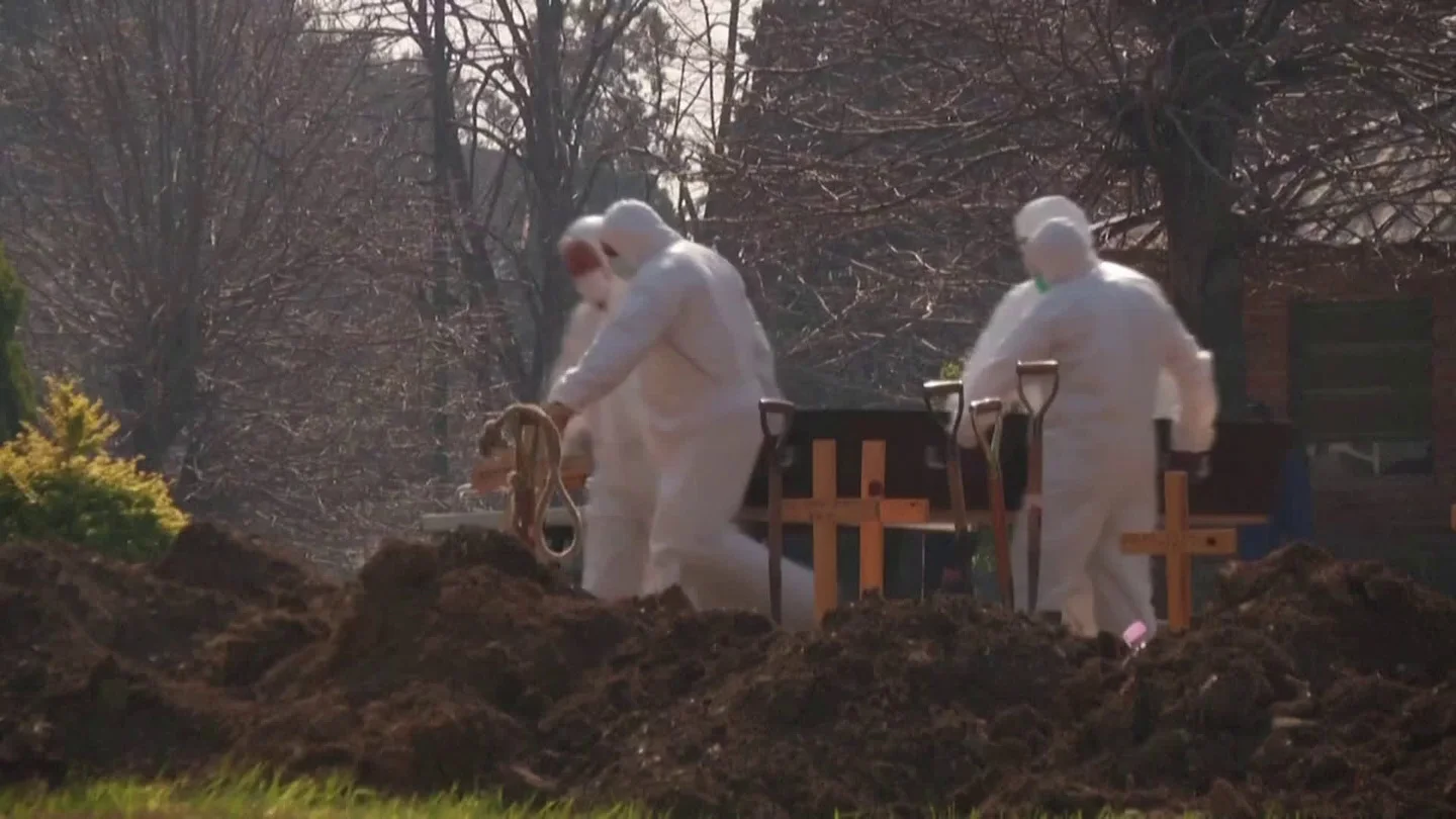 Argentina Exceeds 300,000 Coronavirus Cases And 6,000 Deaths Stock Footage