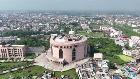 An arial 4k footage of Library building at Darul Uloom Deoband, Saharanpur Video stock 313890636