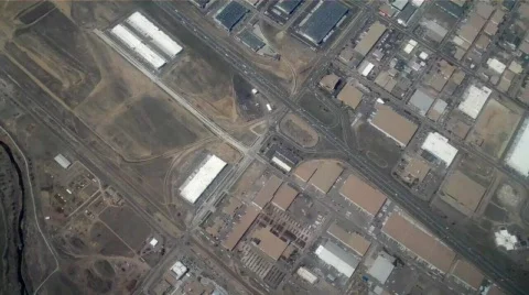 Arial Banking Flyover  库存影片 695794