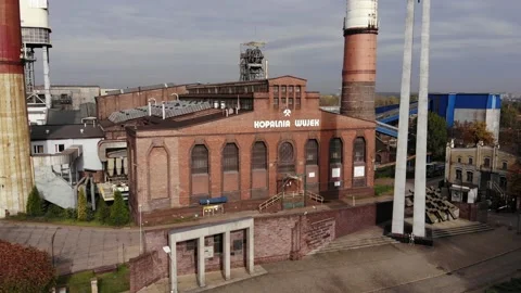 Arial view on Front of brick main building of historical coal mine. Vídeos de archivo 142510842