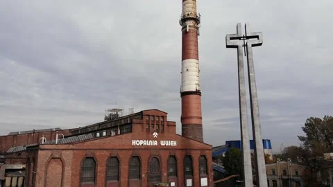 Arial view on Front of brick main building of historical coal mine. Vídeos de archivo 142511163