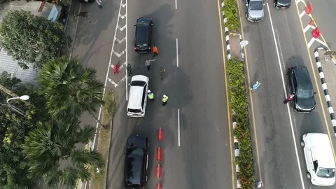 ARIAL VIEW OF GADOK INTERSECTION, PUNCAK, BOGOR, INDONESIA Video stock 160165053