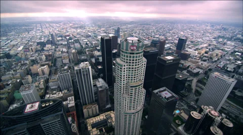Ariel Red Epic Dragon US BANK building DTLA 11mm 動画素材 36930395