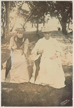 Ariki Makea Takau and Mrs Seddon at the time of Annexation of Cook Islands... Stock Photos