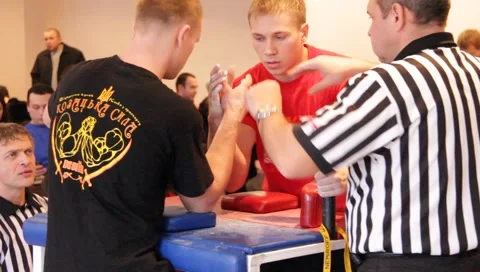 Arm wrestling Stock Footage