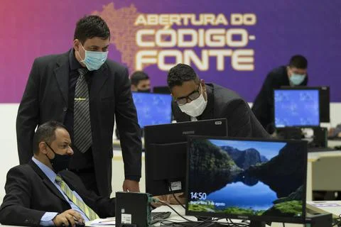 Armed Forces inspect the source codes of the electronic voting machine in Brazil Stock Photos