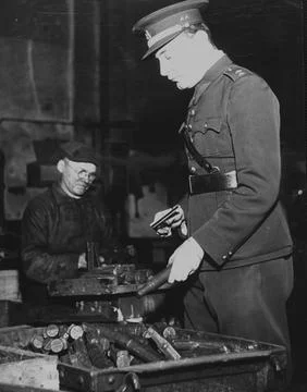 The Army inspecting work at every stage., Pilsen, Czechoslovakia Stockfoto's