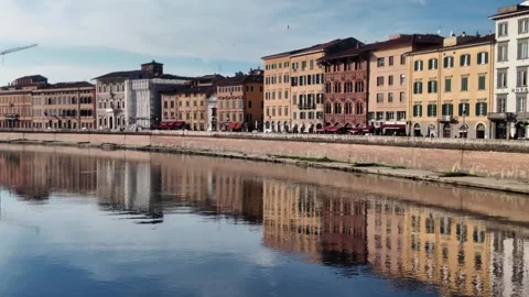 Arno River - Cityscape Reflection Scenery. Stock Footage 329959452