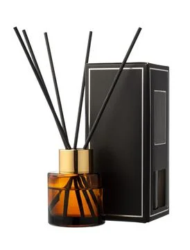 Aromatic diffuser bottle with sticks isolated on white background Foto stock