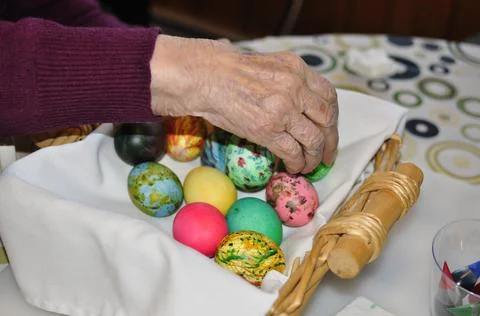 Arranging The Eggs Focus on Hand Foto stock