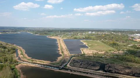 Array of Solar Panels Generating Renewable Electric Power Foto stock