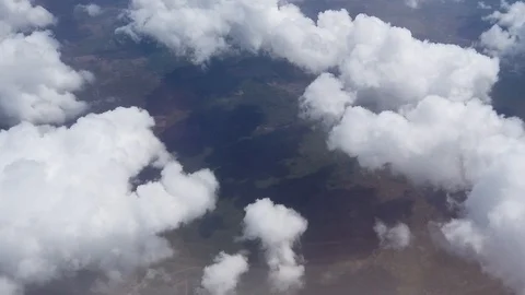 Arriba de nubes volando Stock Footage 111278385