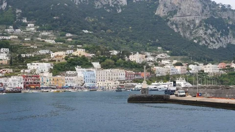 Arrival at Capri by ferry Video stock 89567128