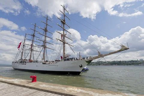 Arrival of the Peruvian four-masted sailing ship BAP Union at the port of Quebec Stock Photos