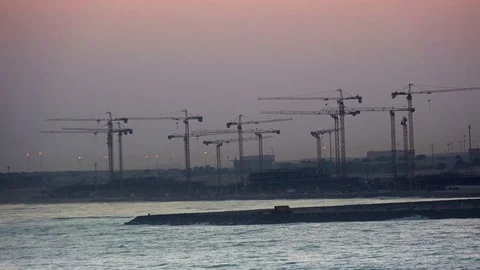 Arrival to the port of Abu Dhabi Vídeos de archivo 71456915