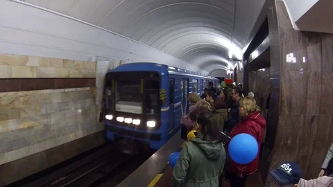 Arrival of the subway train in Russia. go pro shoot. 60 fps Video stock 75605913
