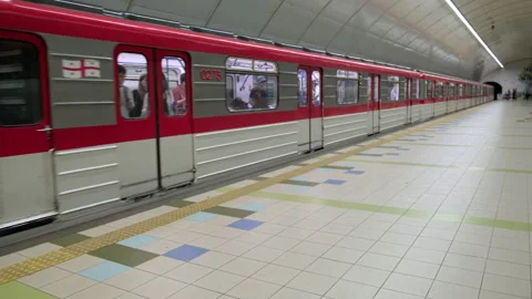 Arriving metro train Stock Footage 252438968