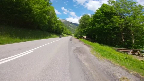 Arriving in Rossiniere 動画素材 131068382