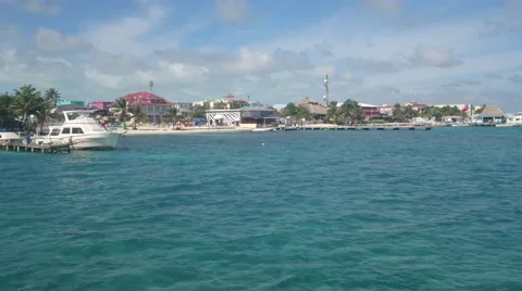 Arriving at San Pedro Vídeo Stock 66428377