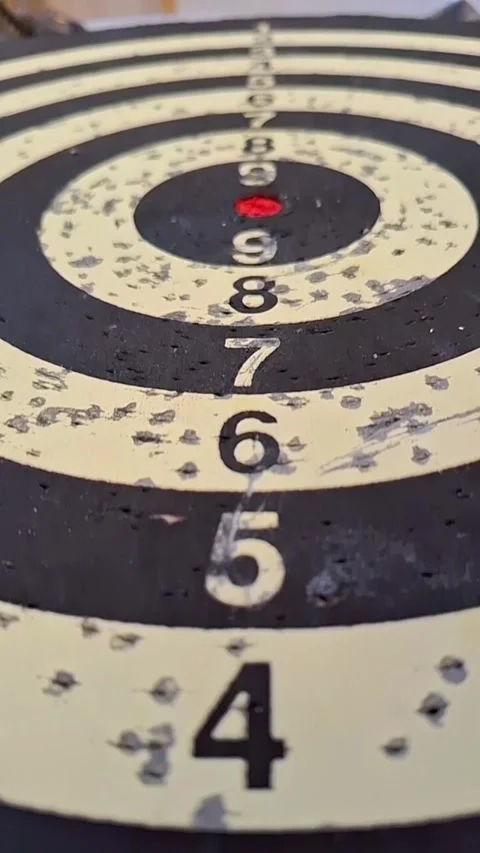 Arrow target points Video stock 274692028