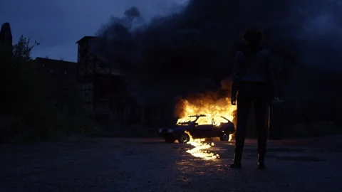 Arson of the car Stock Footage 113446318