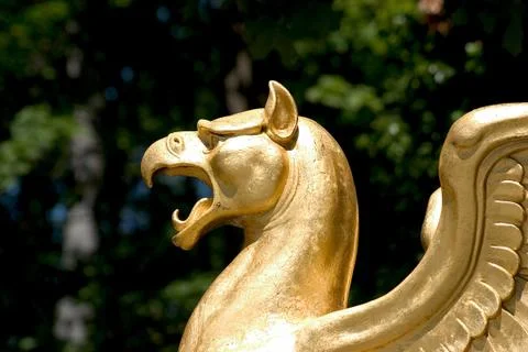 Art animal dragon plastic statue golden fantasy Stock Photos