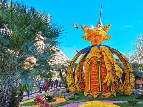 Art made of lemons and oranges in the Lemon Festival (Fete du Citron) in Menton Fotos de archivo