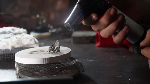 The Art of Silver Jewelry Making: A Masterclass Vídeo Stock 243745351
