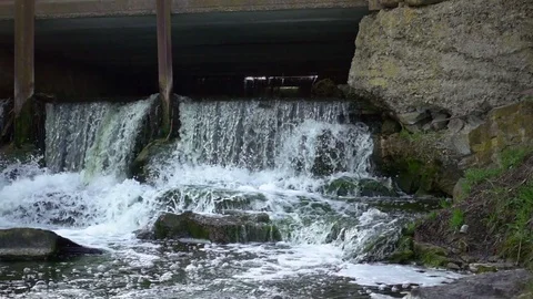 Artificial dam waterfall in slow motion Video stock 78551940