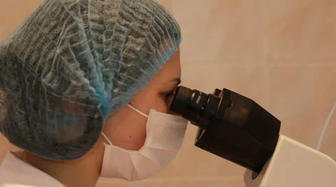 Artificial insemination - implementation of sperm into the egg Video stock 33790317