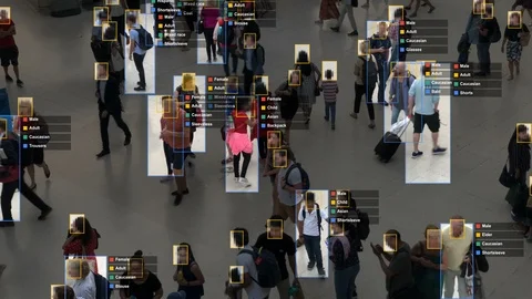 Artificial intelligence and facial recognition used for surveillance purposes. 스톡 동영상 98762387