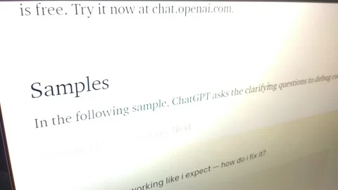 Artificial intelligence chat gpt website by openai on the laptop screen. Vídeo Stock 231759153