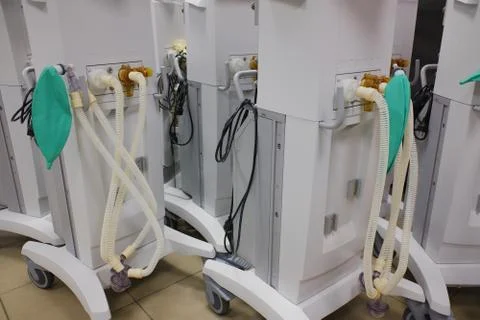 Artificial lung ventilation device. Ventilator. respirators for patients. Foto stock