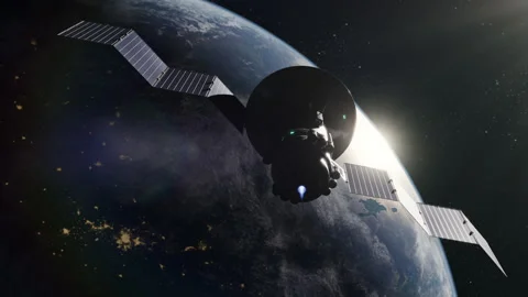 Artificial satellite deploying solar panels orbiting earth 库存影片 318226221