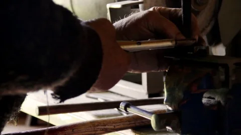 Artisan workshop that builds a belt for a Tyrolean tracht Видео 76521725