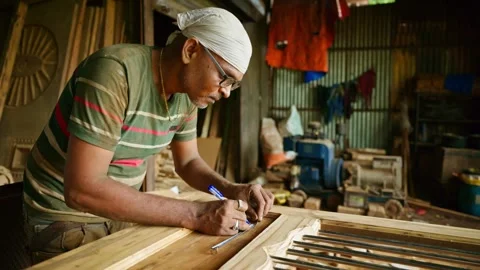 Artisans standing operating in timber workshop Stock-Footage 297243418
