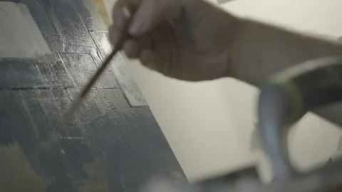 The artist creates an abstraction on canvas  Video stock 141621079