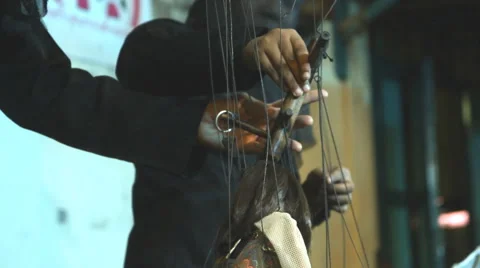 Artist performong puppet performance Video stock 60115247