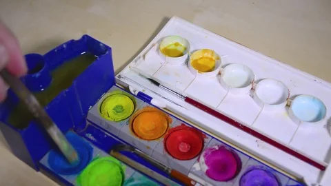 Artist using Watercolors Stock-Footage 82203738