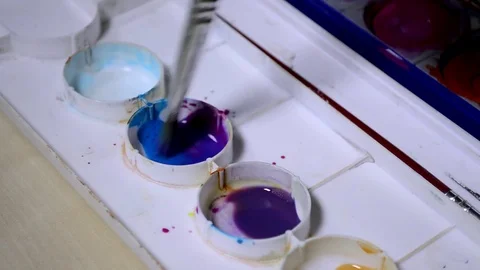 Artist using Watercolors Stock-Footage 82203909