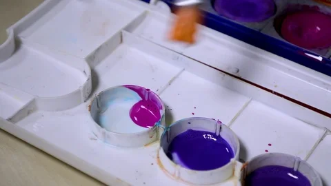 Artist using Watercolors Stock-Footage 82203978
