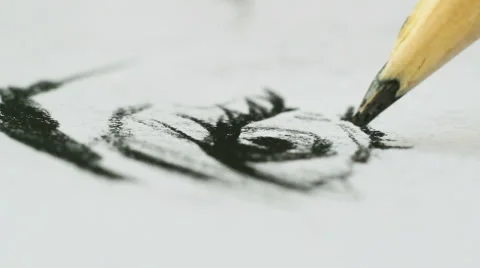 Artist working Stockbeeldmateriaal 45944757