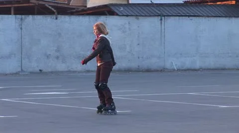 Artistic roller skating Stock Footage 8954408